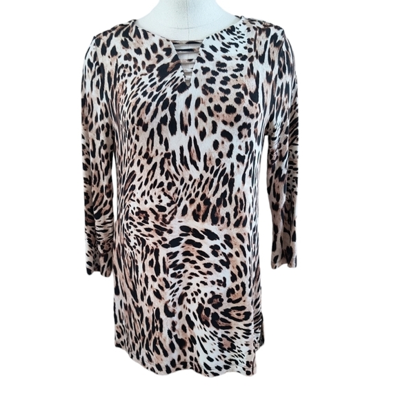 Chico's Tops - Chico's Travelers Animal Print Long Sleeve V-neck Tunic Style Top Size S